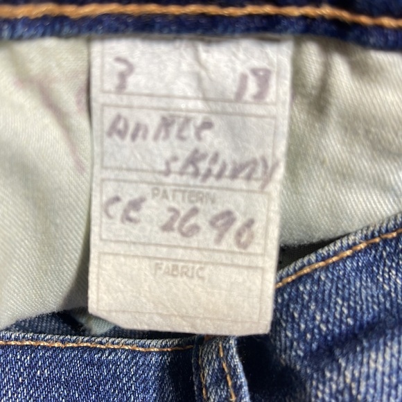 Current/Elliot Ankle Skinny Jeans lined with chain Distressed Sample New Size 27 - Picture 6 of 8